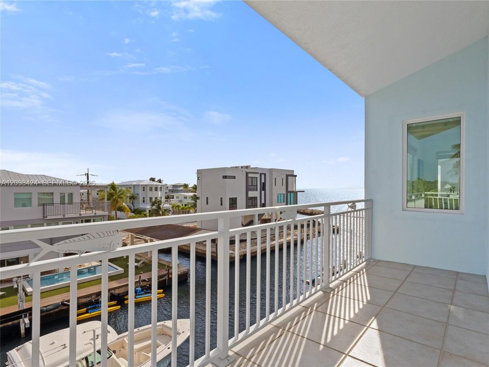 En Venta: $2,000,000 (3 camas, 3 baños, 1206 Pies cuadrados)