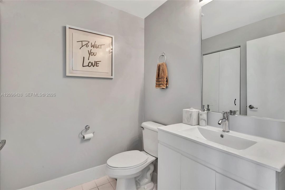En Venta: $595,000 (1 camas, 1 baños, 845 Pies cuadrados)