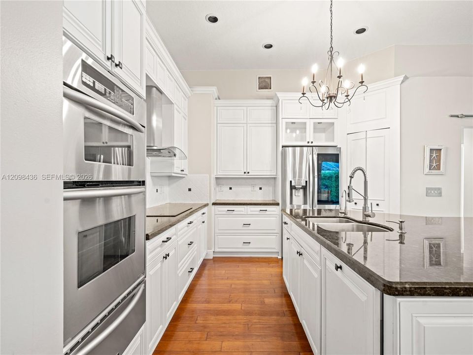 For Sale: $1,269,000 (4 beds, 3 baths, 2399 Square Feet)