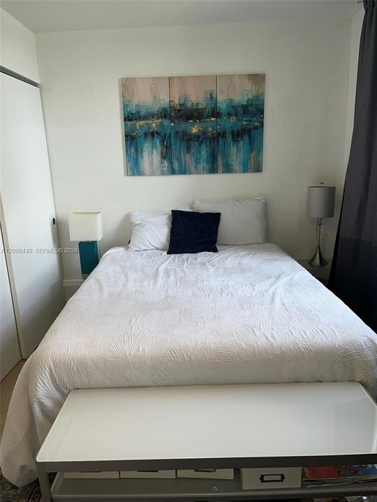 For Rent: $2,300 (2 beds, 2 baths, 1216 Square Feet)