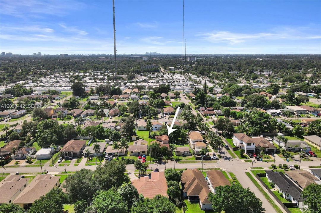 For Sale: $575,000 (4 beds, 2 baths, 2934 Square Feet)