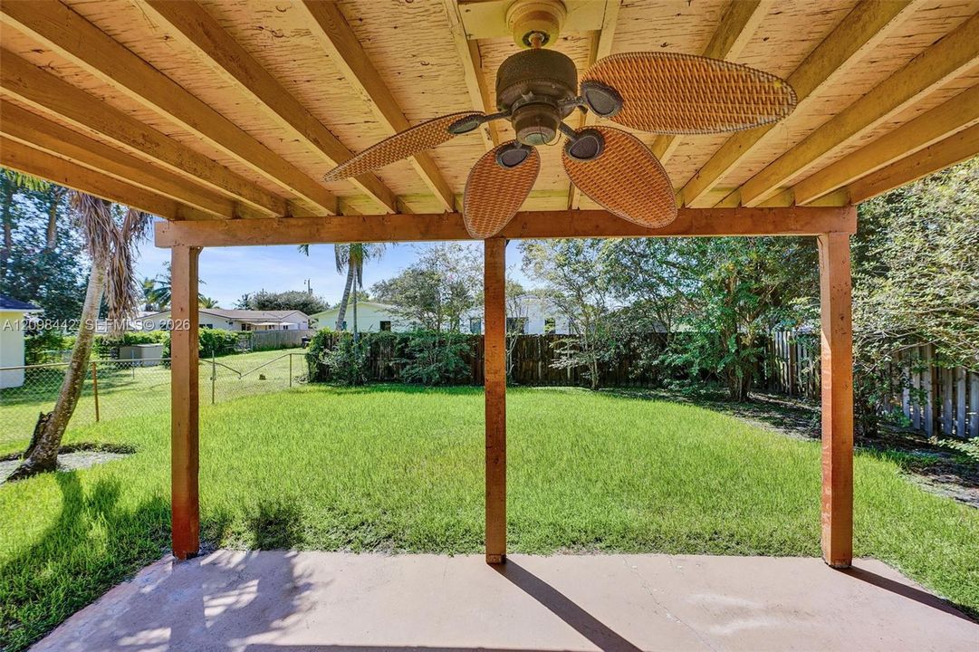 For Sale: $575,000 (4 beds, 2 baths, 2934 Square Feet)