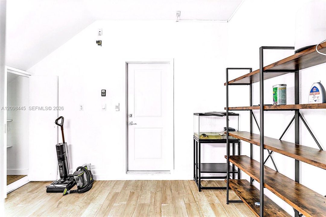 En Renta: $3,600 (4 camas, 3 baños, 1757 Pies cuadrados)