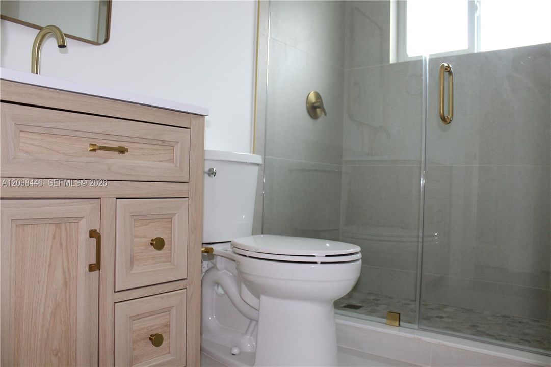 For Rent: $4,200 (3 beds, 2 baths, 1413 Square Feet)