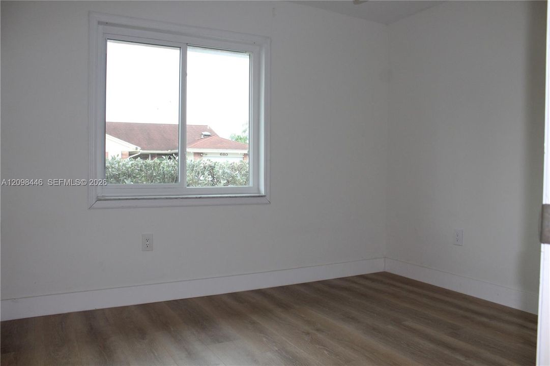 For Rent: $4,200 (3 beds, 2 baths, 1413 Square Feet)