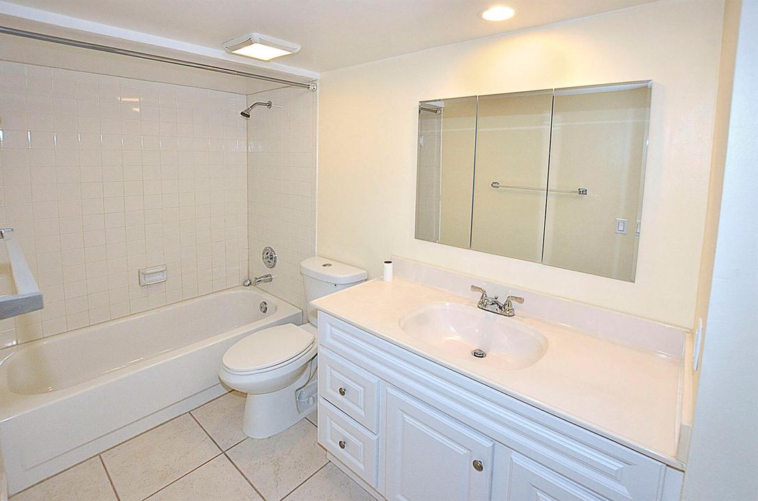 GuestBath1