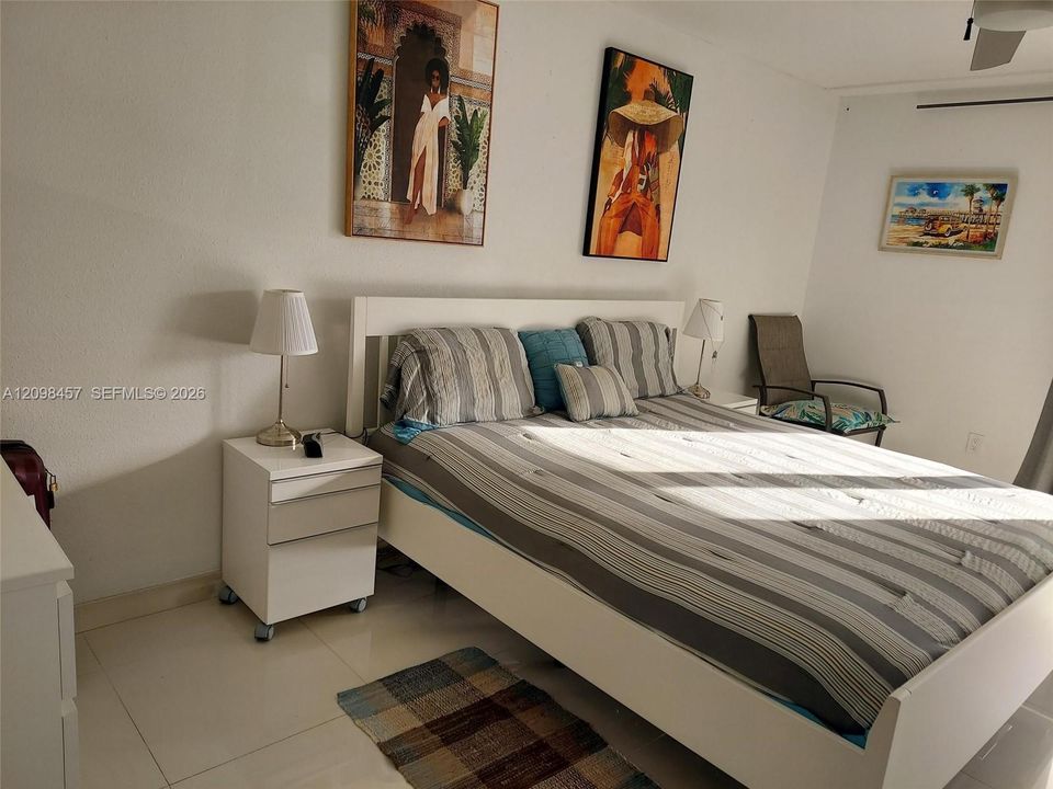 En Renta: $2,250 (1 camas, 1 baños, 913 Pies cuadrados)