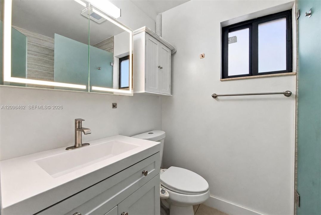 En Venta: $514,999 (3 camas, 2 baños, 1487 Pies cuadrados)