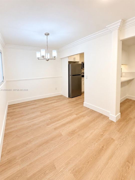 For Sale: $220,000 (2 beds, 2 baths, 1030 Square Feet)