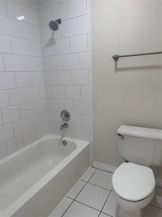 For Rent: $3,500 (3 beds, 2 baths, 1570 Square Feet)