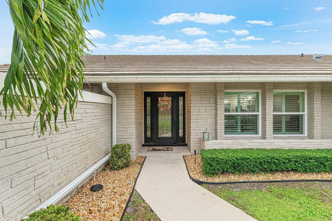 004-9077OldPineRoad-BocaRaton-FL-33428-S