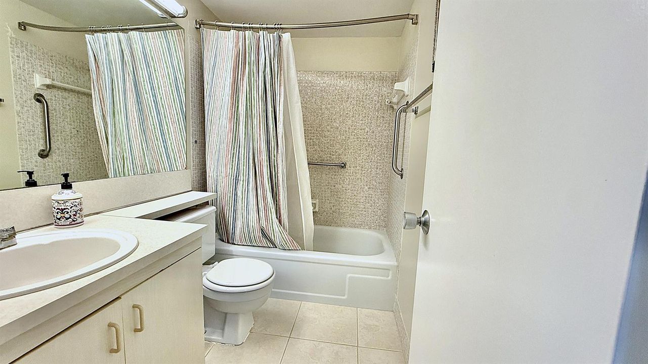 Main Bathroom