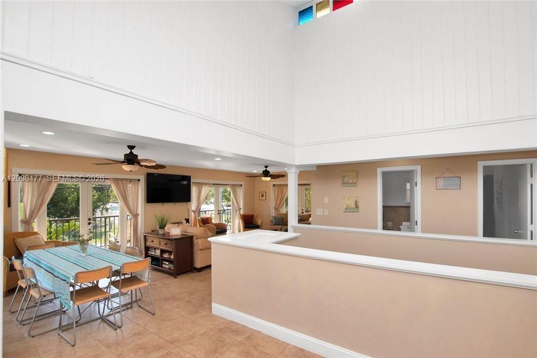 For Sale: $1,750,000 (5 beds, 3 baths, 1716 Square Feet)