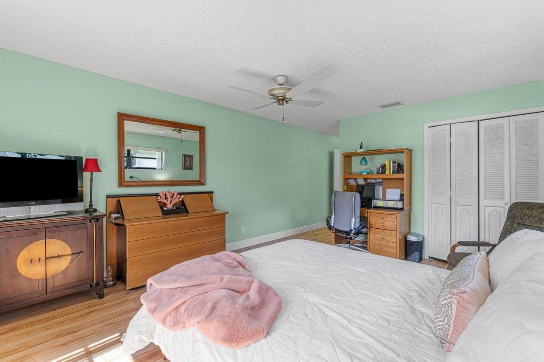 017-9825WalnutTreeWay-BoyntonBeach-FL-33