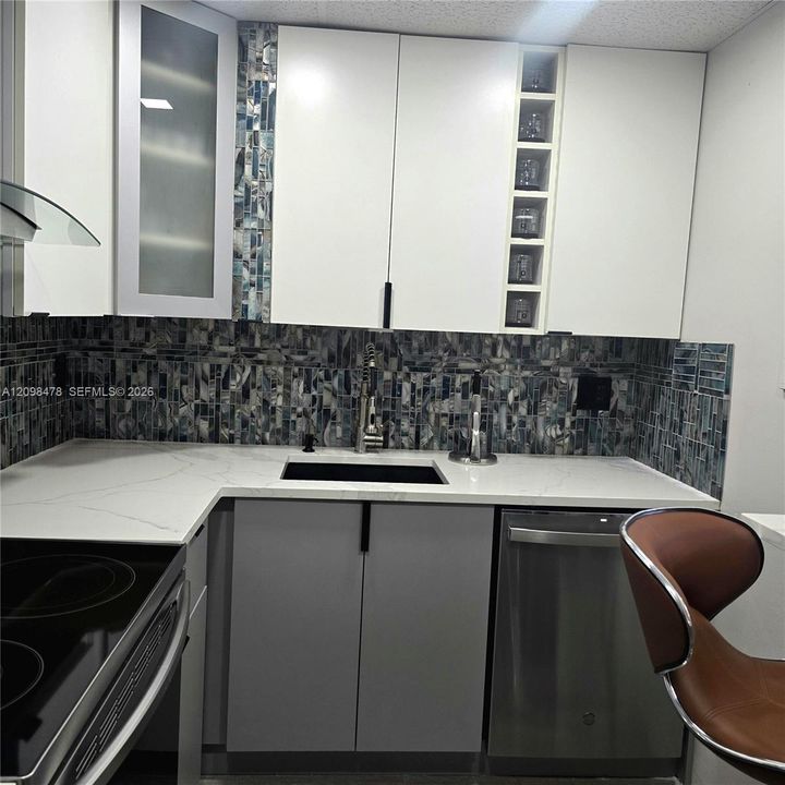 En Venta: $107,000 (1 camas, 1 baños, 783 Pies cuadrados)