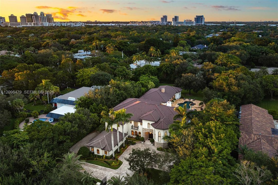 На продажу: $15,995,000 (9 спален, 9 ванн, 12584 Квадратных фут)
