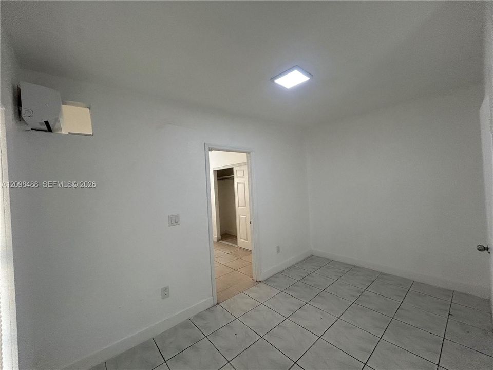 En Renta: $1,575 (1 camas, 1 baños, 350 Pies cuadrados)