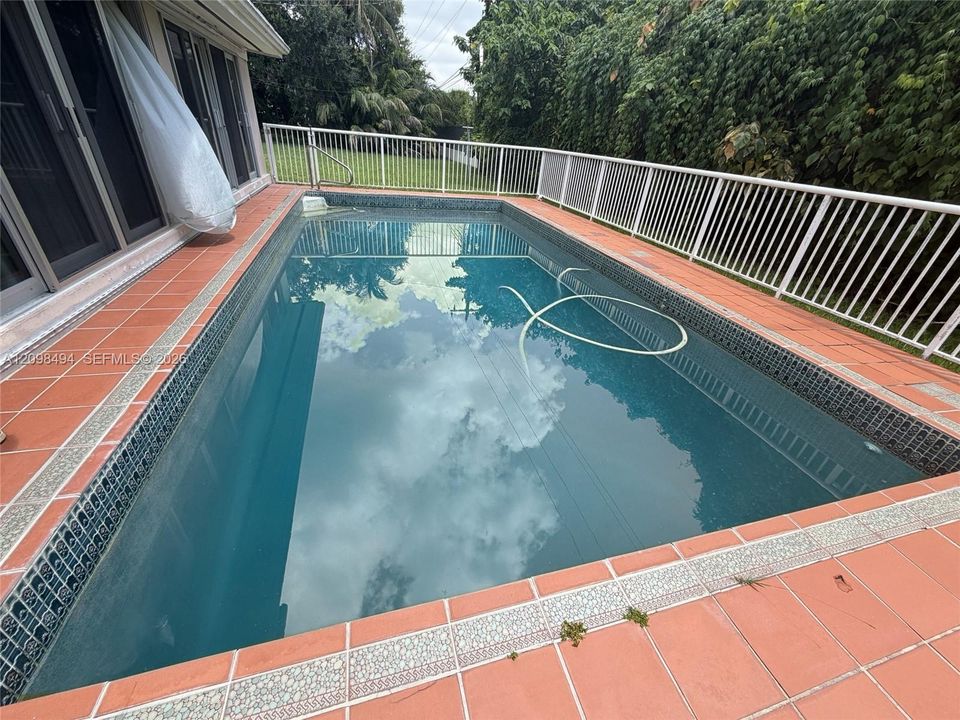 For Rent: $5,000 (4 beds, 3 baths, 2135 Square Feet)