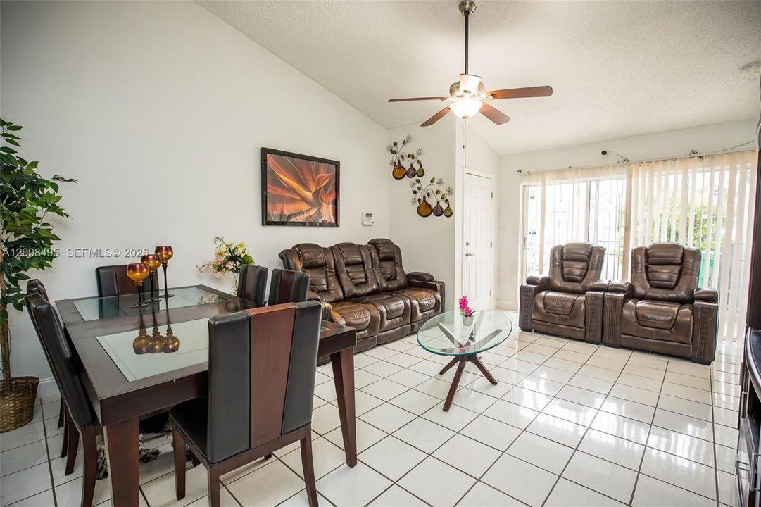 For Sale: $560,000 (3 beds, 2 baths, 1205 Square Feet)
