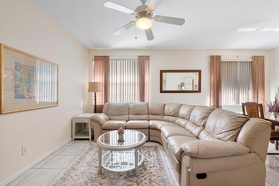 10588 Nw 56th Dr_011