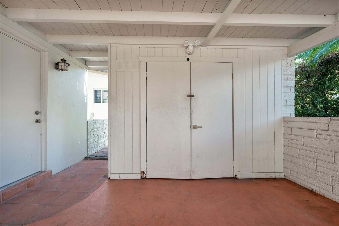 Carport