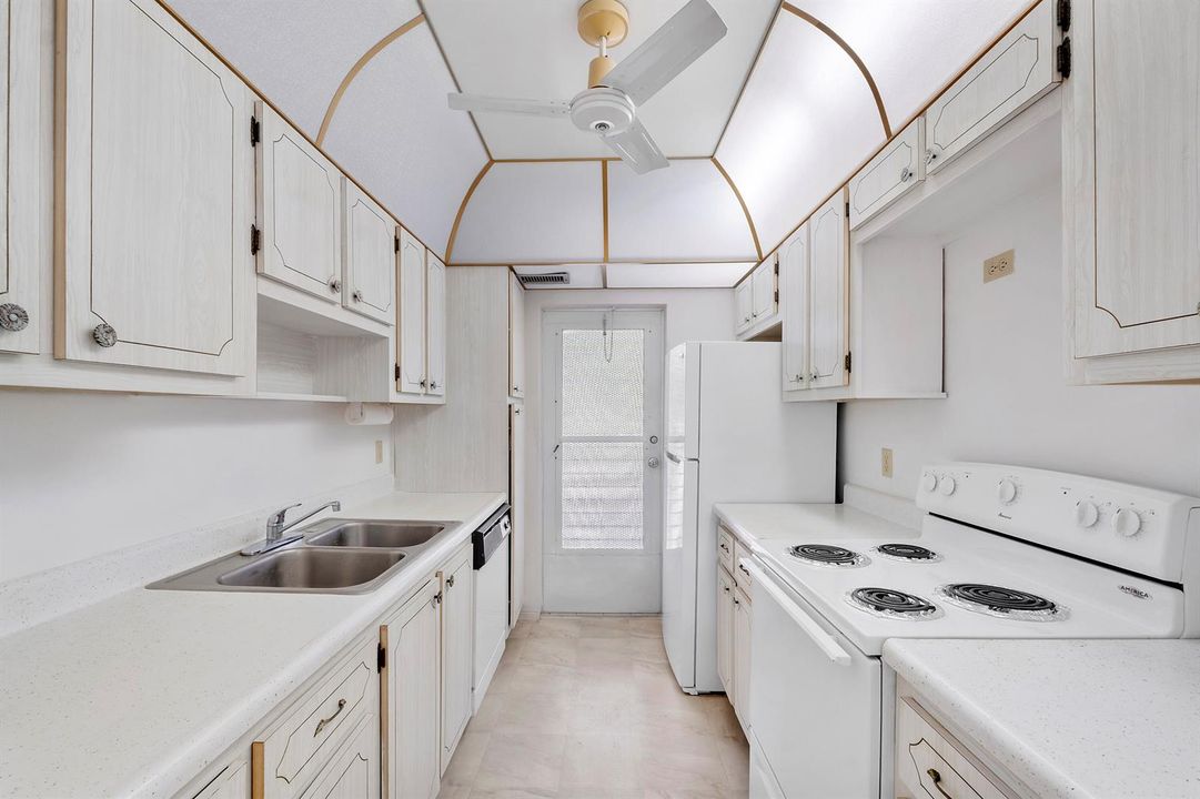 3401 Spanish Trail S U348_017