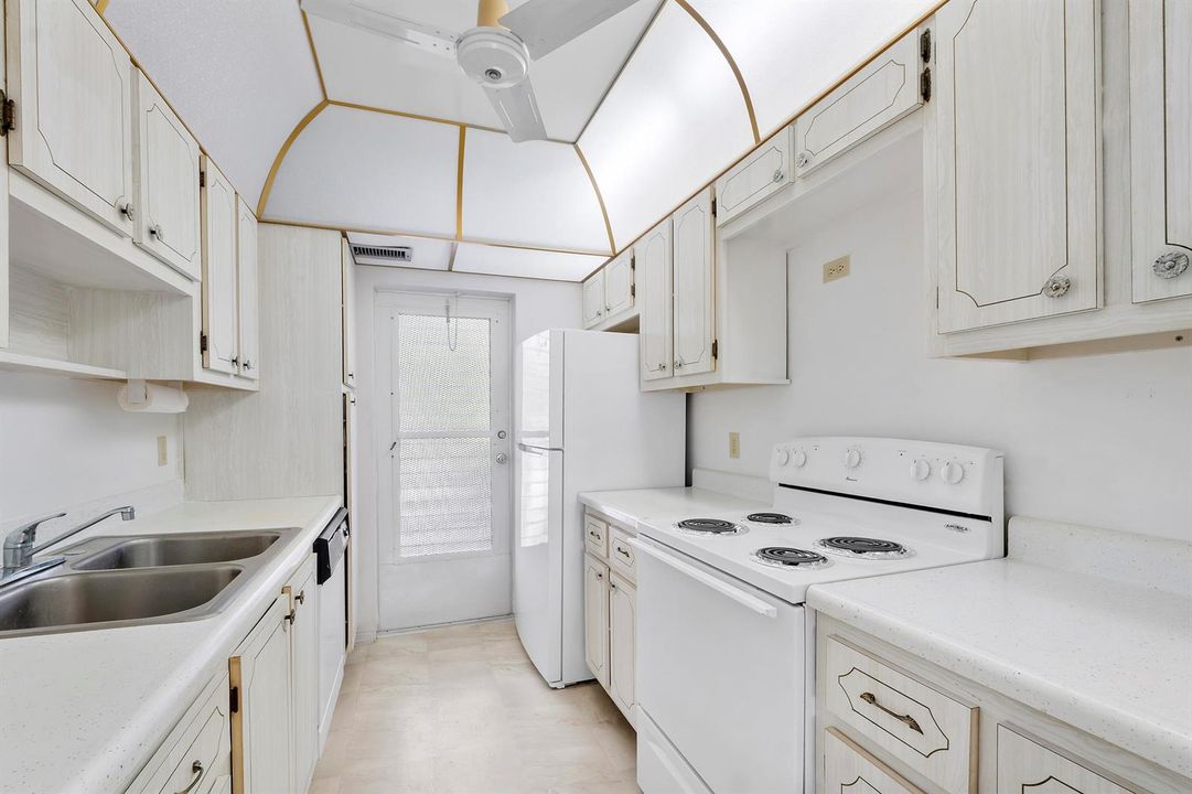 3401 Spanish Trail S U348_018
