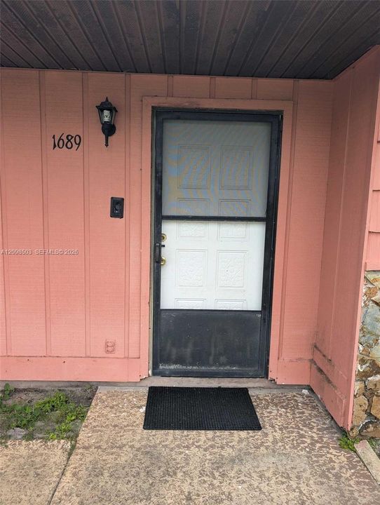 For Sale: $259,500 (3 beds, 2 baths, 1218 Square Feet)