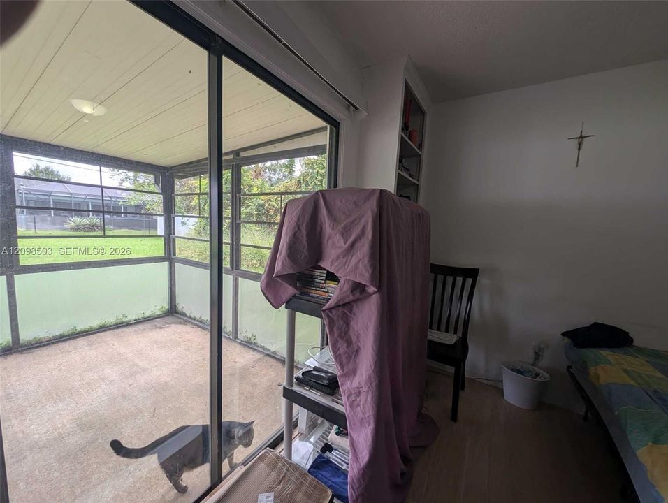 For Sale: $259,500 (3 beds, 2 baths, 1218 Square Feet)
