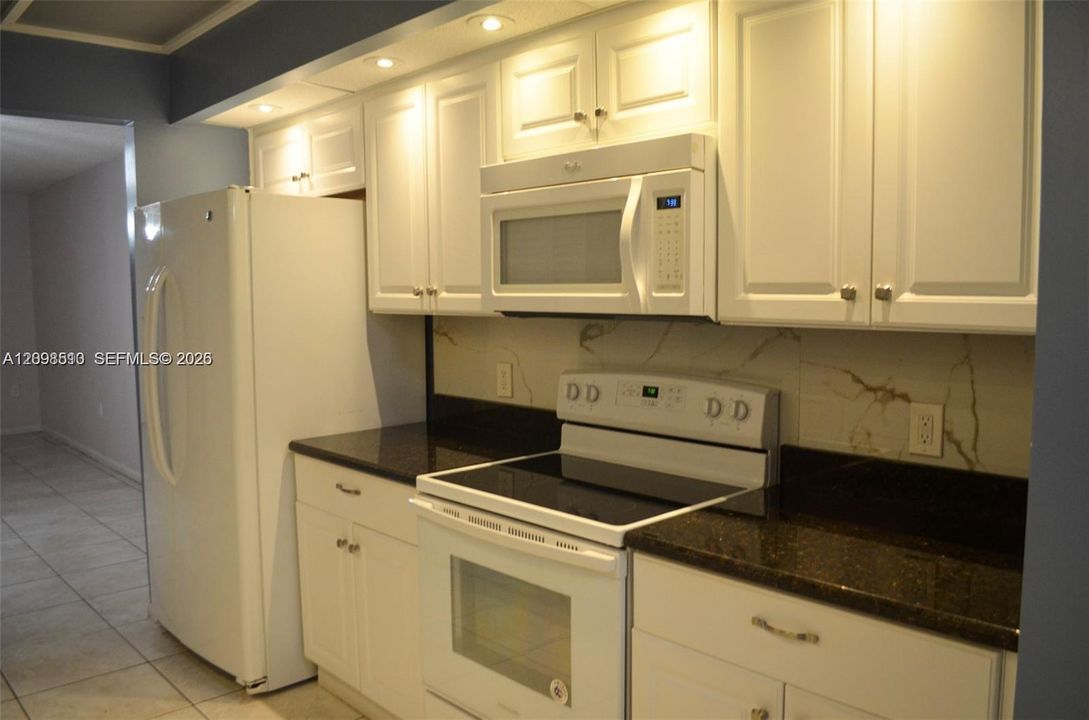 En Venta: $175,000 (2 camas, 2 baños, 1137 Pies cuadrados)