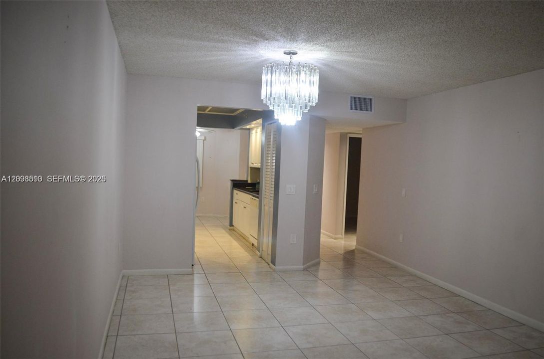 En Venta: $175,000 (2 camas, 2 baños, 1137 Pies cuadrados)