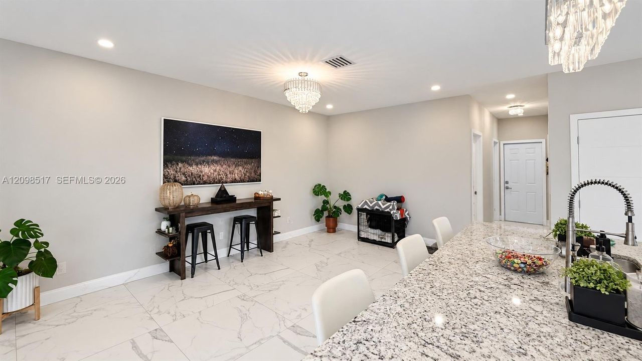 For Rent: $5,500 (5 beds, 3 baths, 2814 Square Feet)
