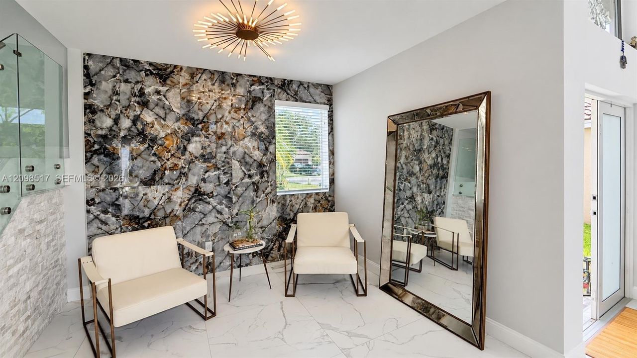 For Rent: $5,500 (5 beds, 3 baths, 2814 Square Feet)