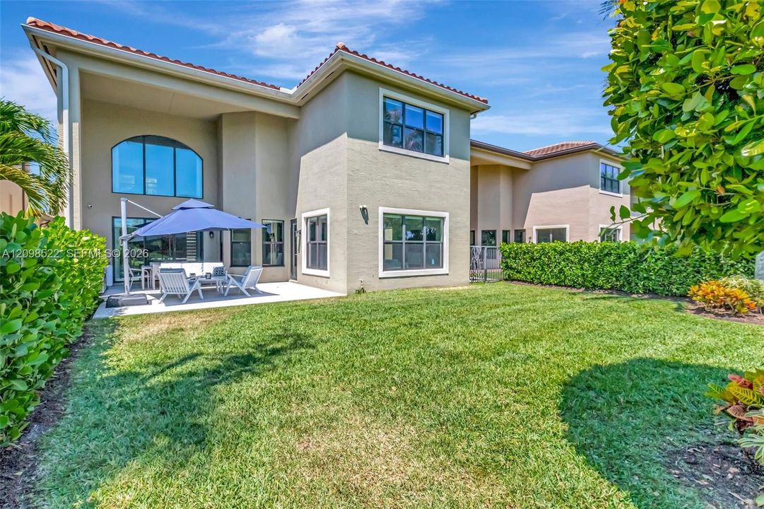 For Rent: $11,500 (4 beds, 4 baths, 3537 Square Feet)