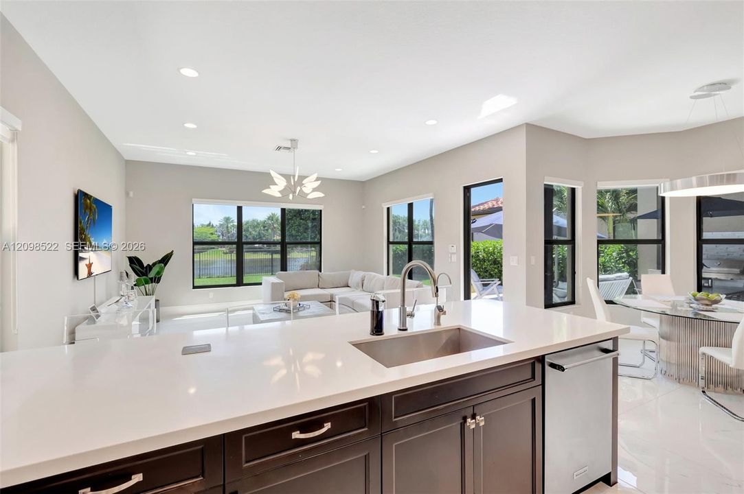 For Rent: $11,500 (4 beds, 4 baths, 3537 Square Feet)