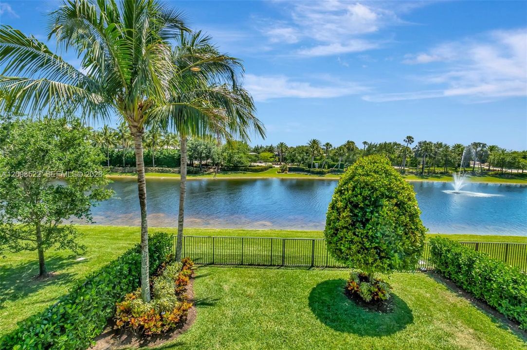 For Rent: $11,500 (4 beds, 4 baths, 3537 Square Feet)