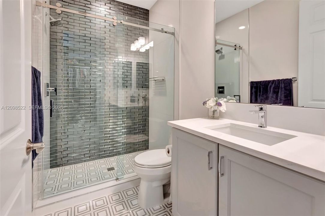 For Rent: $11,500 (4 beds, 4 baths, 3537 Square Feet)