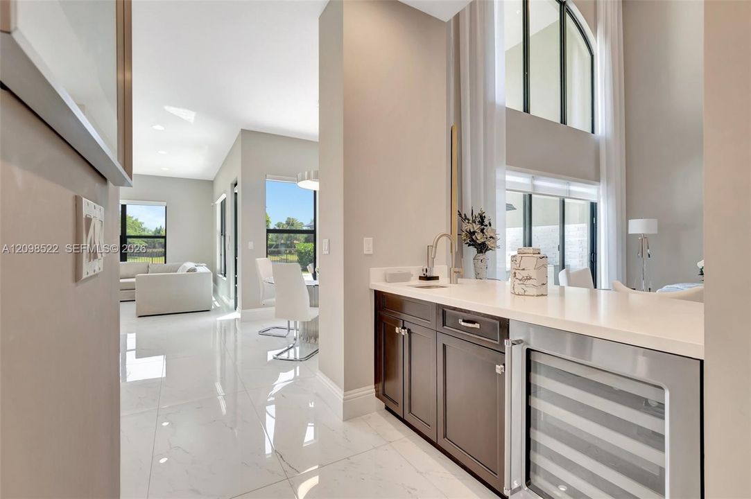 For Rent: $11,500 (4 beds, 4 baths, 3537 Square Feet)