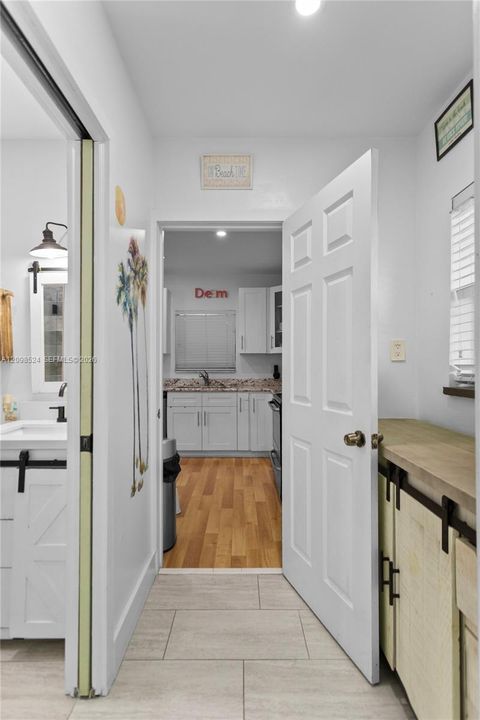 En Venta: $620,000 (3 camas, 3 baños, 1277 Pies cuadrados)
