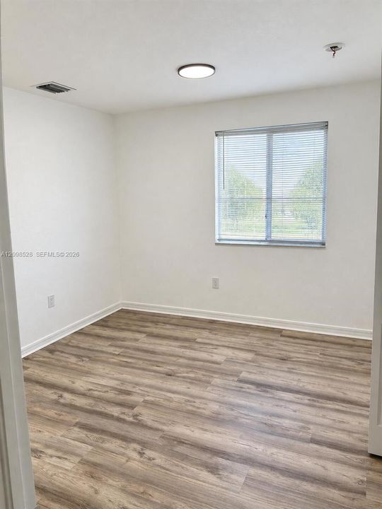 For Sale: $495,000 (4 beds, 3 baths, 1660 Square Feet)