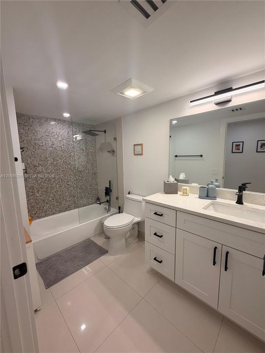 В аренду: $9,000 (3 спален, 2 ванн, 1715 Квадратных фут)