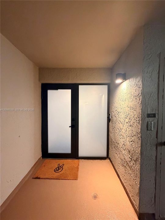 В аренду: $9,000 (3 спален, 2 ванн, 1715 Квадратных фут)