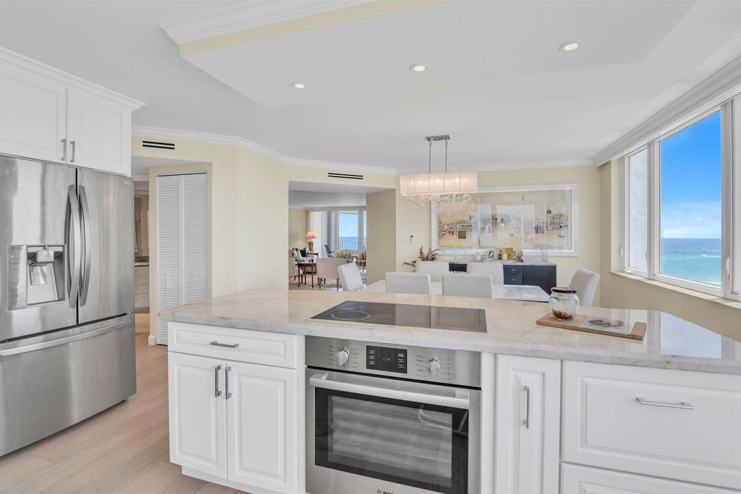 Open kitchen