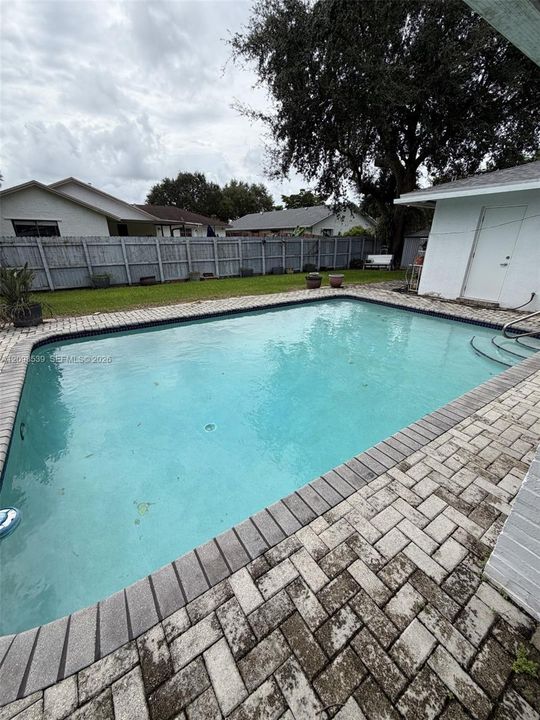 Active With Contract: $630,000 (3 beds, 2 baths, 2110 Square Feet)