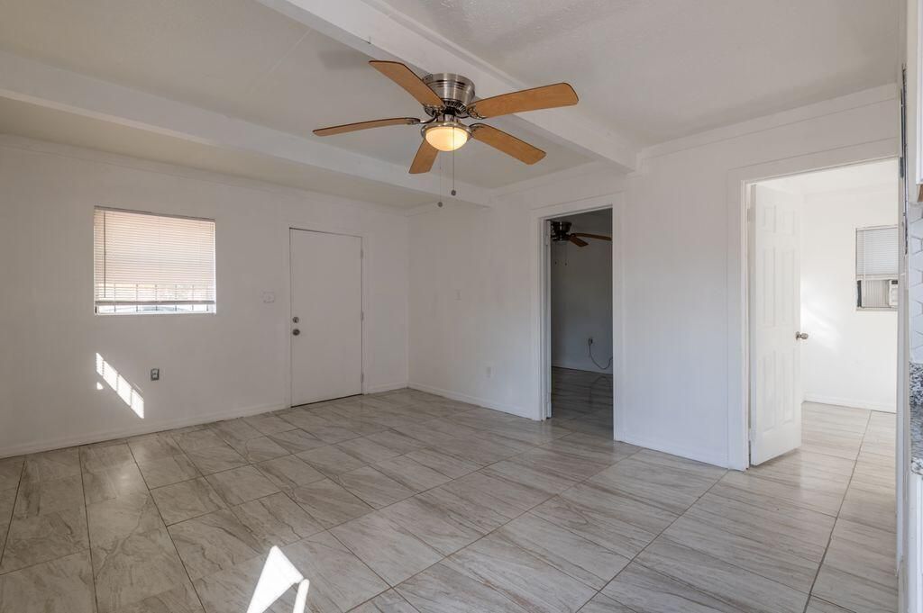 R33LiXGw