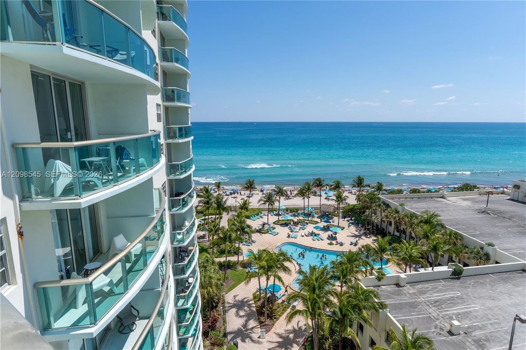 For Sale: $530,000 (1 beds, 1 baths, 1070 Square Feet)