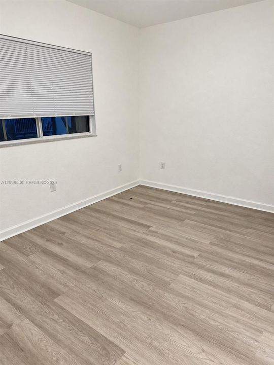 For Rent: $1,800 (2 beds, 2 baths, 1048 Square Feet)