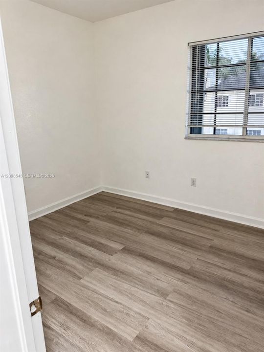 For Rent: $1,800 (2 beds, 2 baths, 1048 Square Feet)