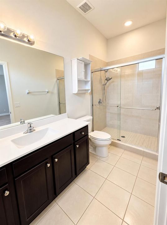 Master Bathroom Suite