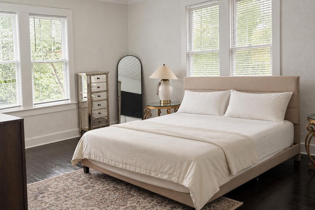 235GreenwoodDrive-Bedroom05-DSC07675